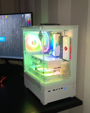 PC Gamer AquaView2026 "Full White" RTX 3050 8 Go – Ryzen 5 série X – 16 Go DDR4 – SSD NVMe 1 To – Windows 11 Pro