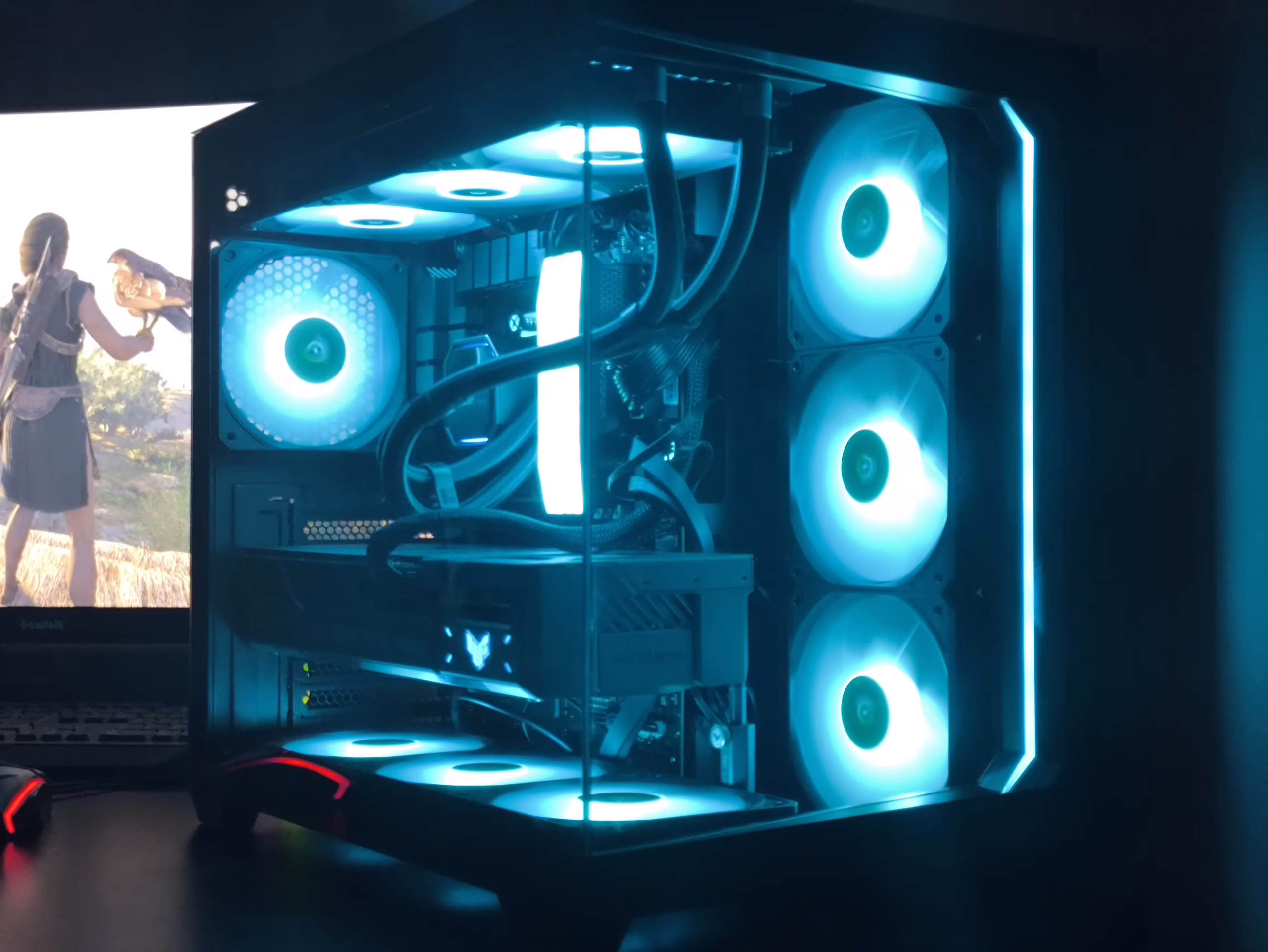 PC Gamer Mastoc-Ultra2025