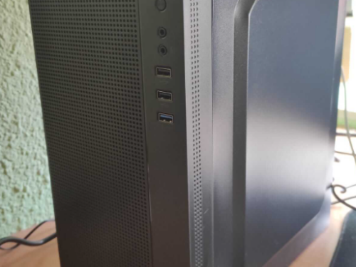 PC Compact StarterMalin2026 – Ryzen 3 Vega 8 – Windows 11 Pro – Prêt à l’emploi